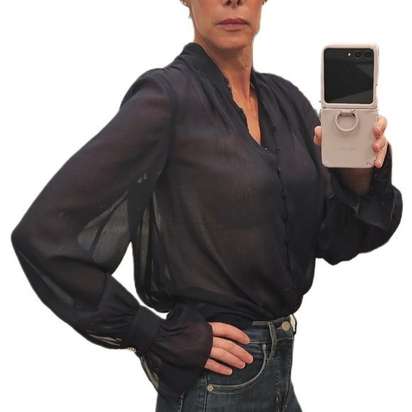 🎁HOLIDAY SPECIAL🎁NWT. L'AGENCE Marion Sheer Ruffle Blouse In Midnight - Picture 7 of 16